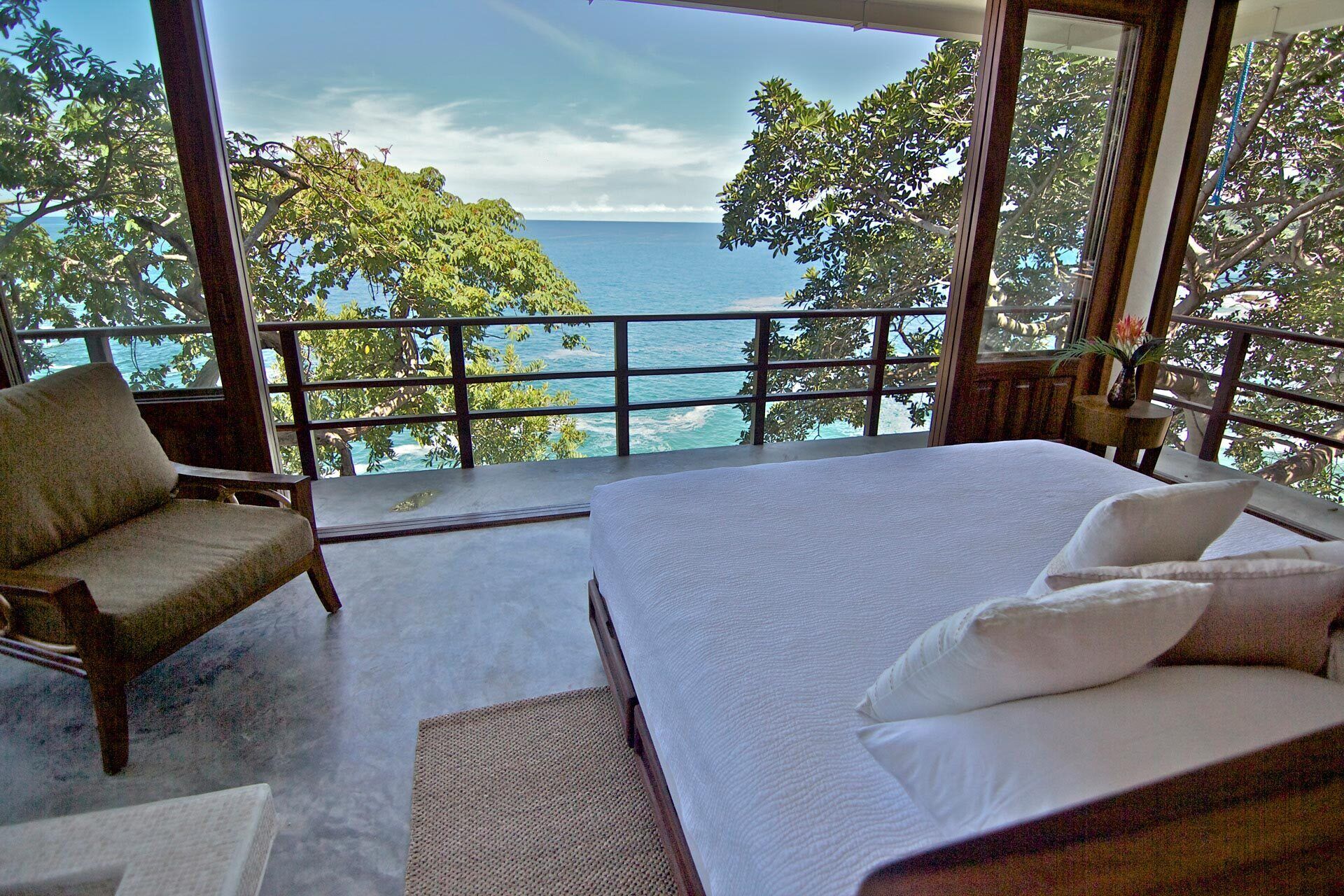 Villa Violeta Dining